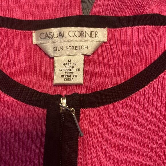 Casual Corner Pink Silk Stretch Zip Top - Picture 2 of 4